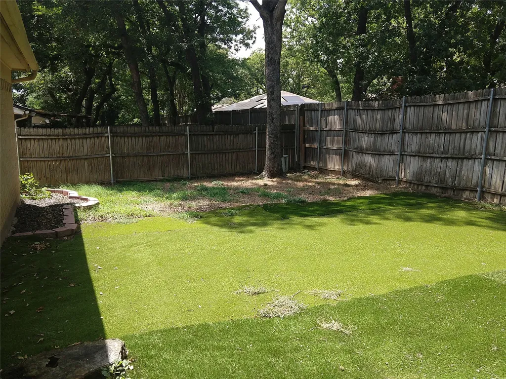 4401 Andalusia Trail Arlington TX 76017