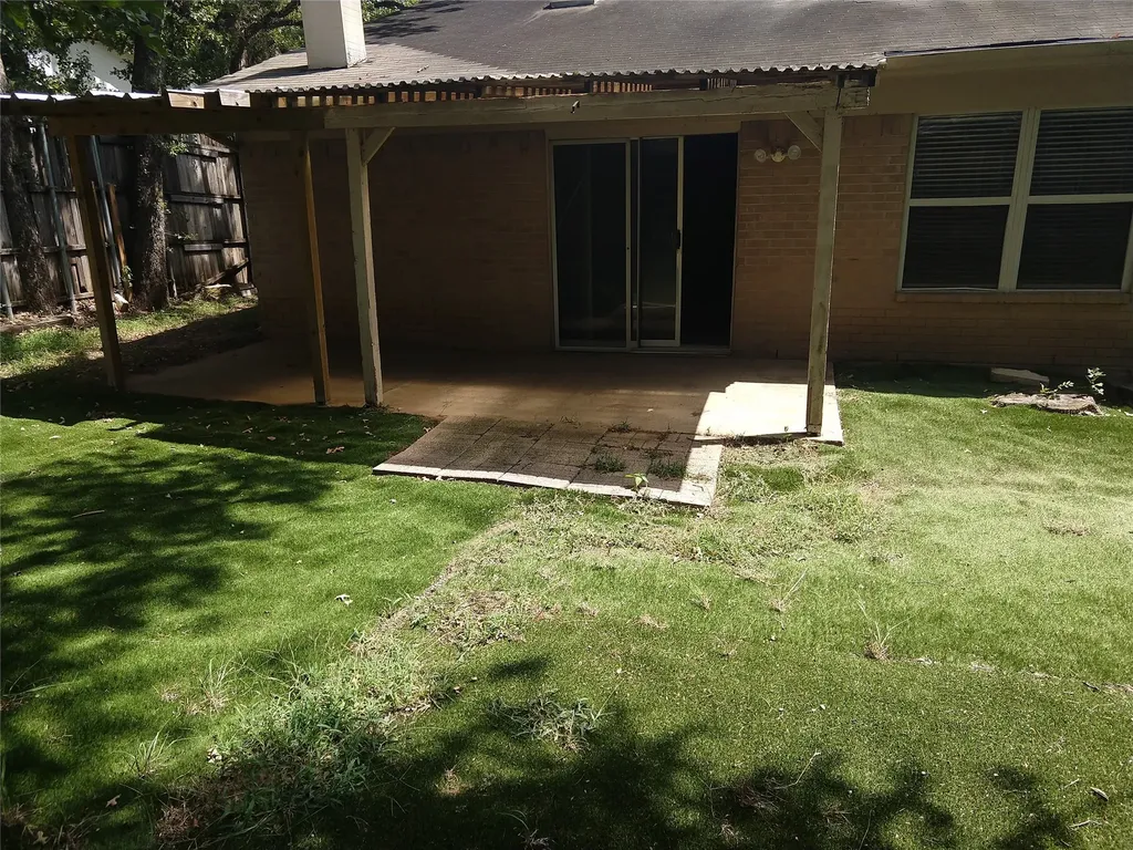 4401 Andalusia Trail Arlington TX 76017