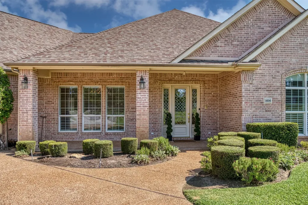1606 Burney Lane Southlake TX 76092