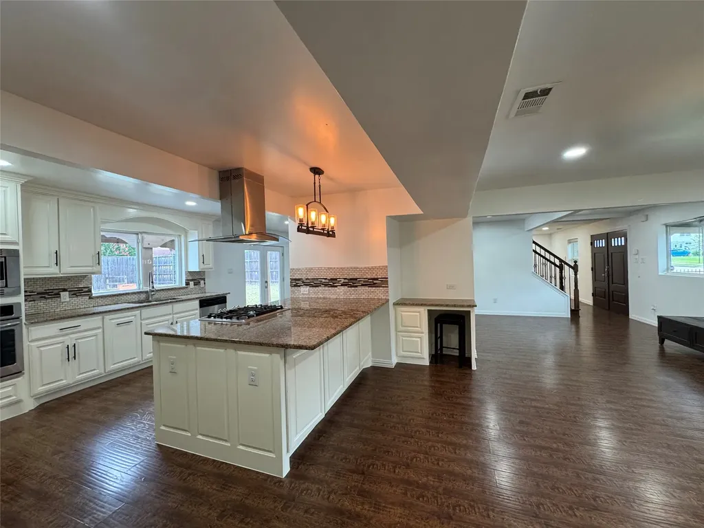 3573 Ridgebriar Drive Dallas TX 75234