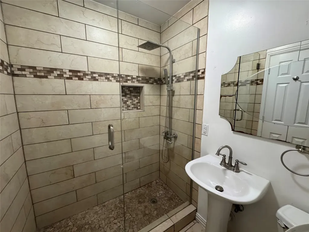 3573 Ridgebriar Drive Dallas TX 75234