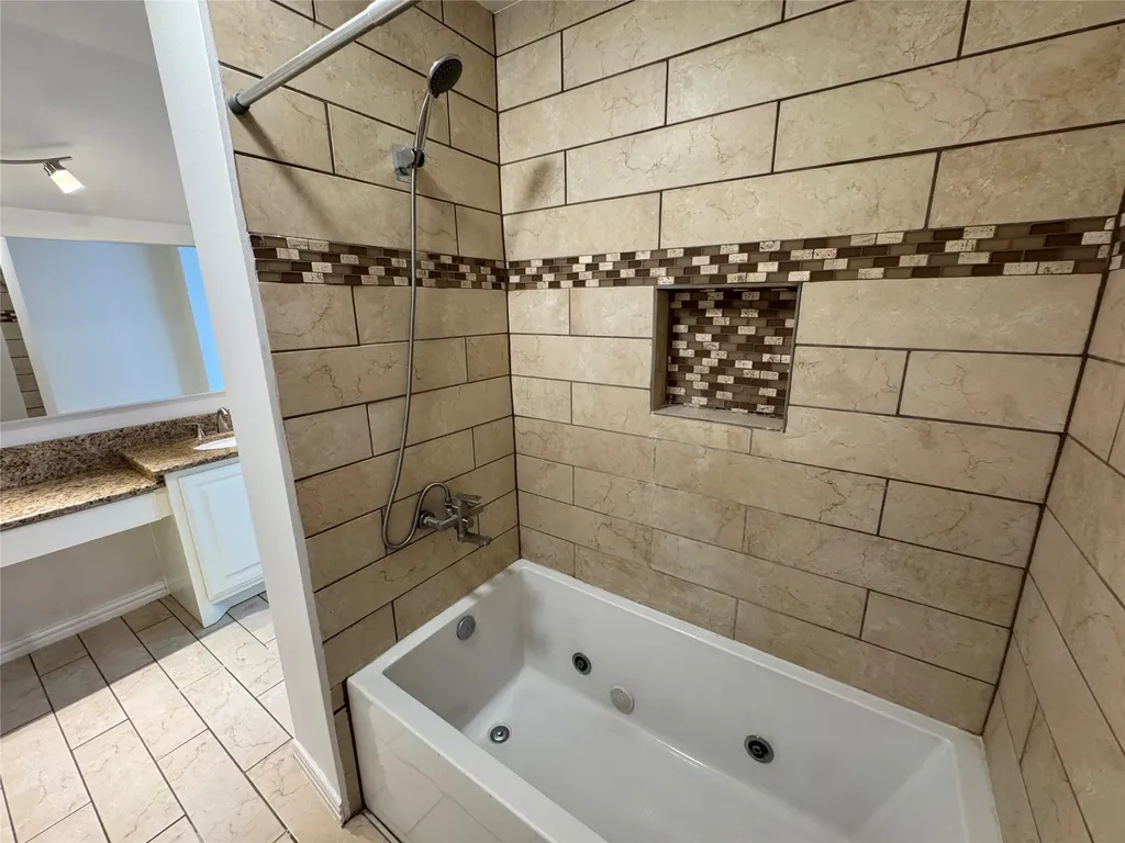 3573 Ridgebriar Drive Dallas TX 75234