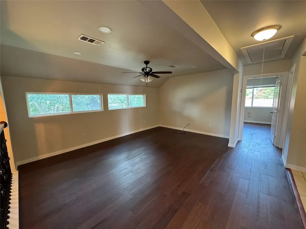 3573 Ridgebriar Drive Dallas TX 75234