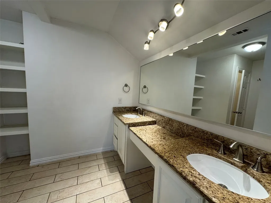 3573 Ridgebriar Drive Dallas TX 75234
