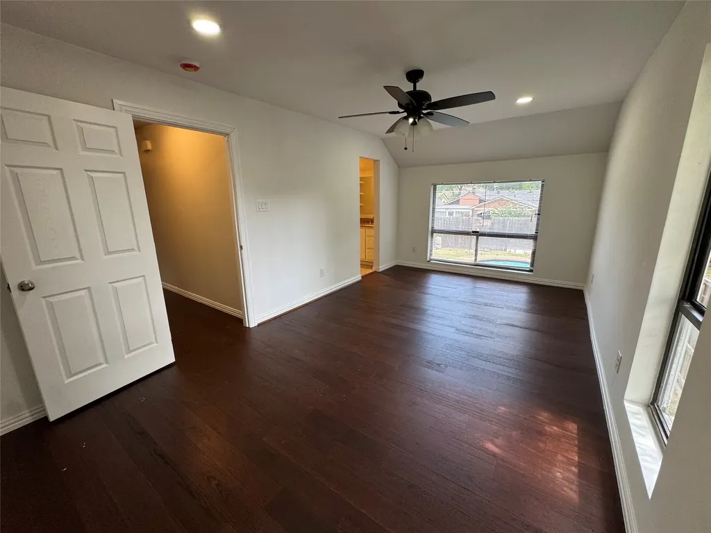 3573 Ridgebriar Drive Dallas TX 75234
