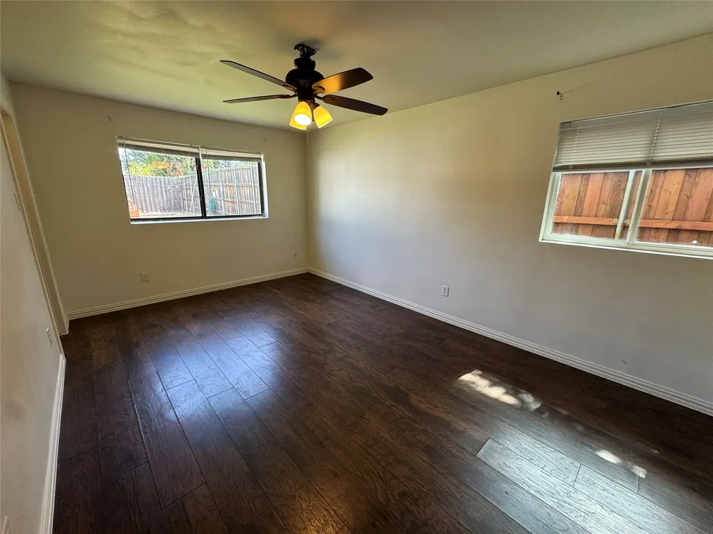 3573 Ridgebriar Drive Dallas TX 75234