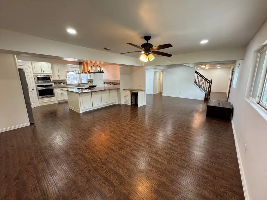 3573 Ridgebriar Drive Dallas TX 75234