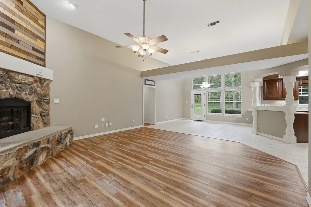 565 W El Dorado Drive Scroggins TX 75480