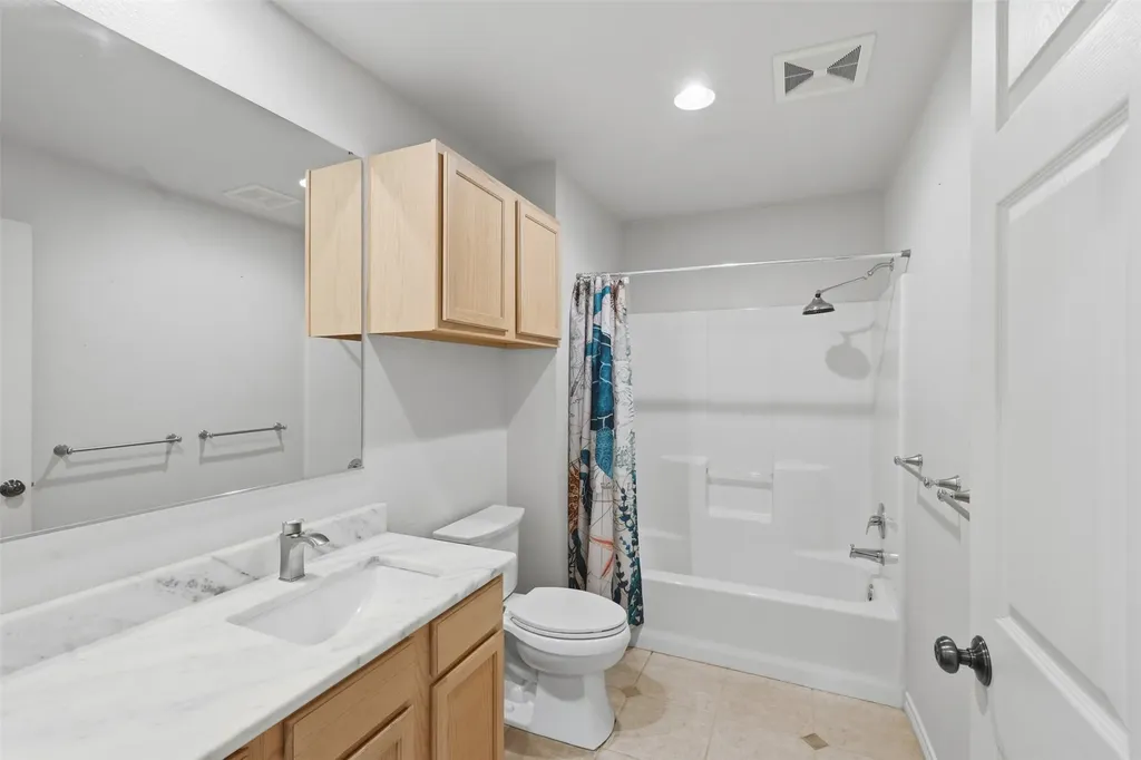 565 W El Dorado Drive Scroggins TX 75480