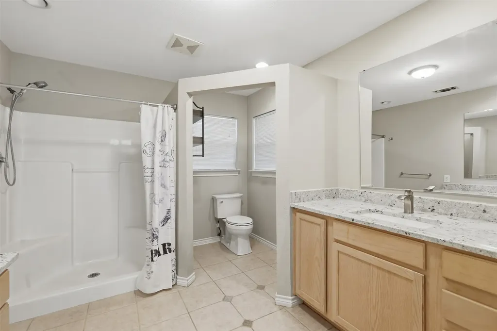 565 W El Dorado Drive Scroggins TX 75480