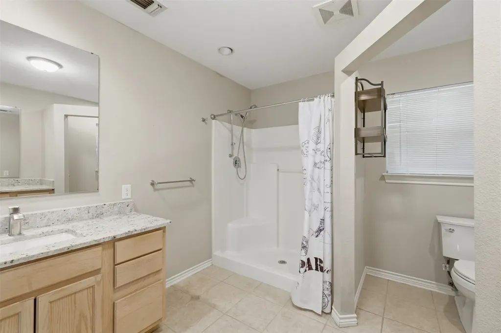 565 W El Dorado Drive Scroggins TX 75480
