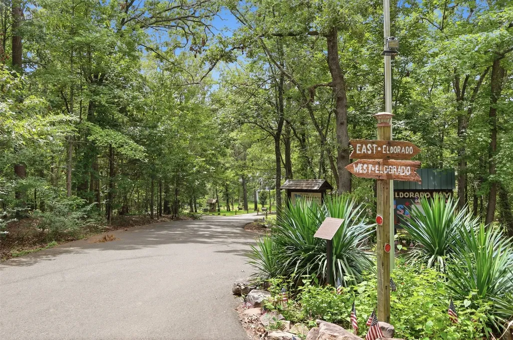 565 W El Dorado Drive Scroggins TX 75480