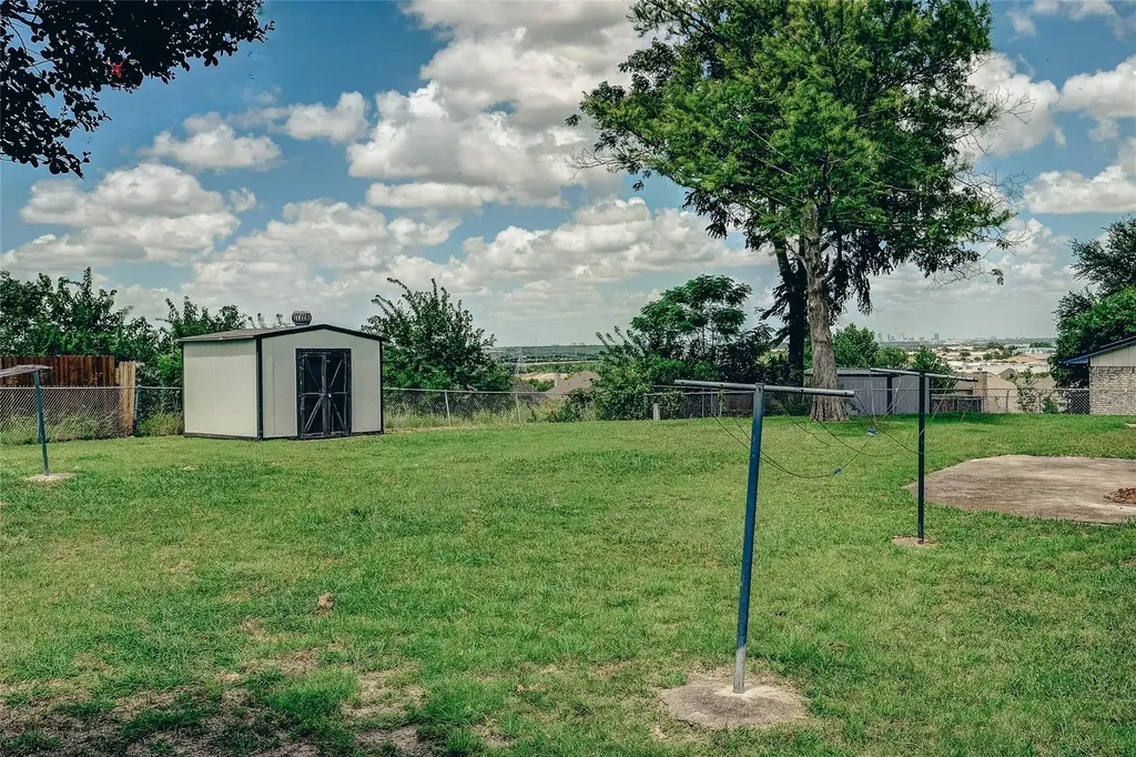 401 Rhineland Benbrook TX 76126