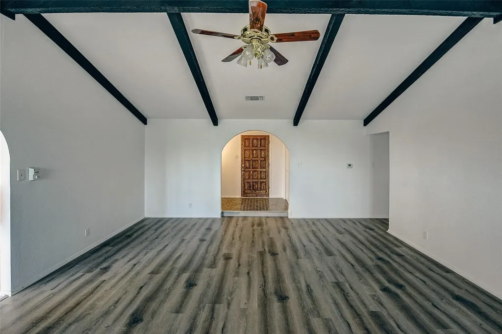 401 Rhineland Benbrook TX 76126