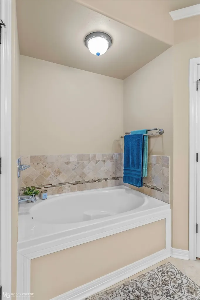 106 Lola Circle Benton LA 71006