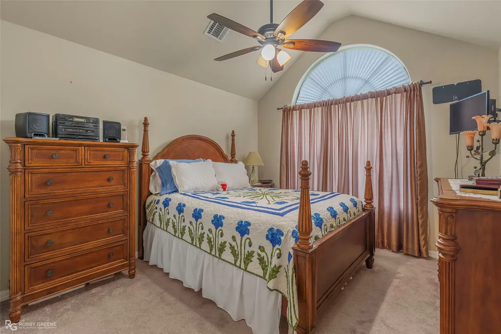 106 Lola Circle Benton LA 71006