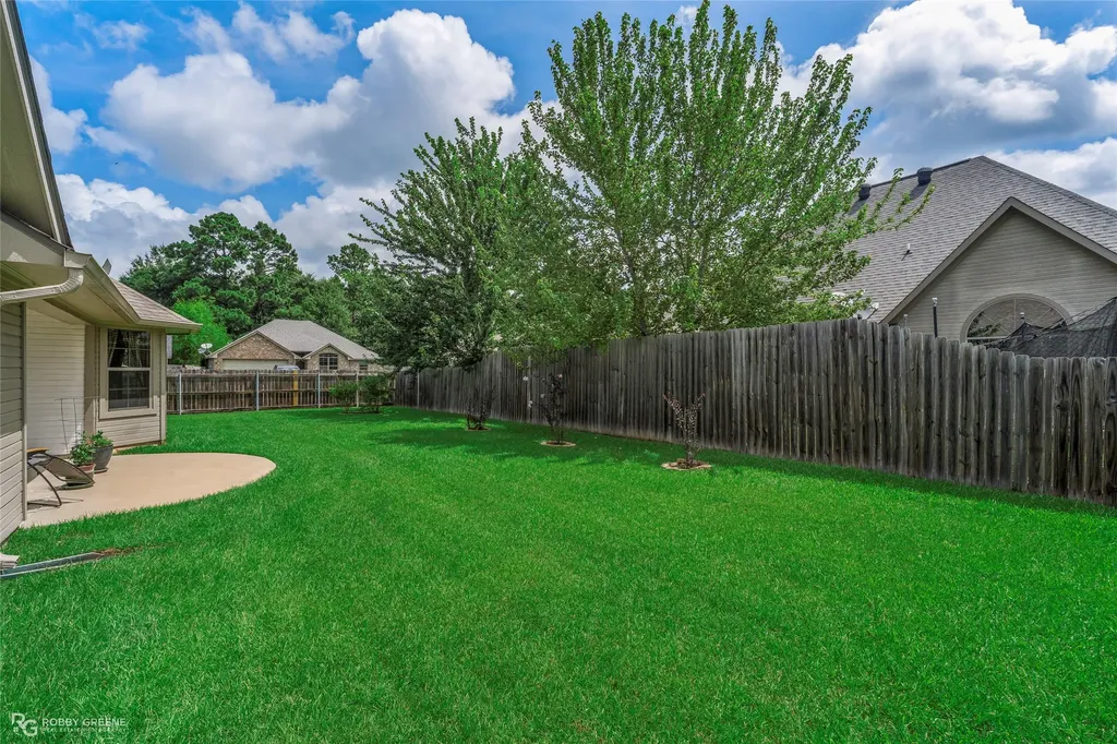 106 Lola Circle Benton LA 71006