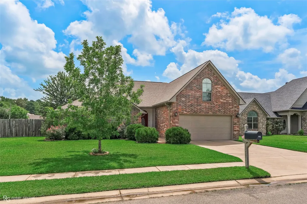 106 Lola Circle Benton LA 71006
