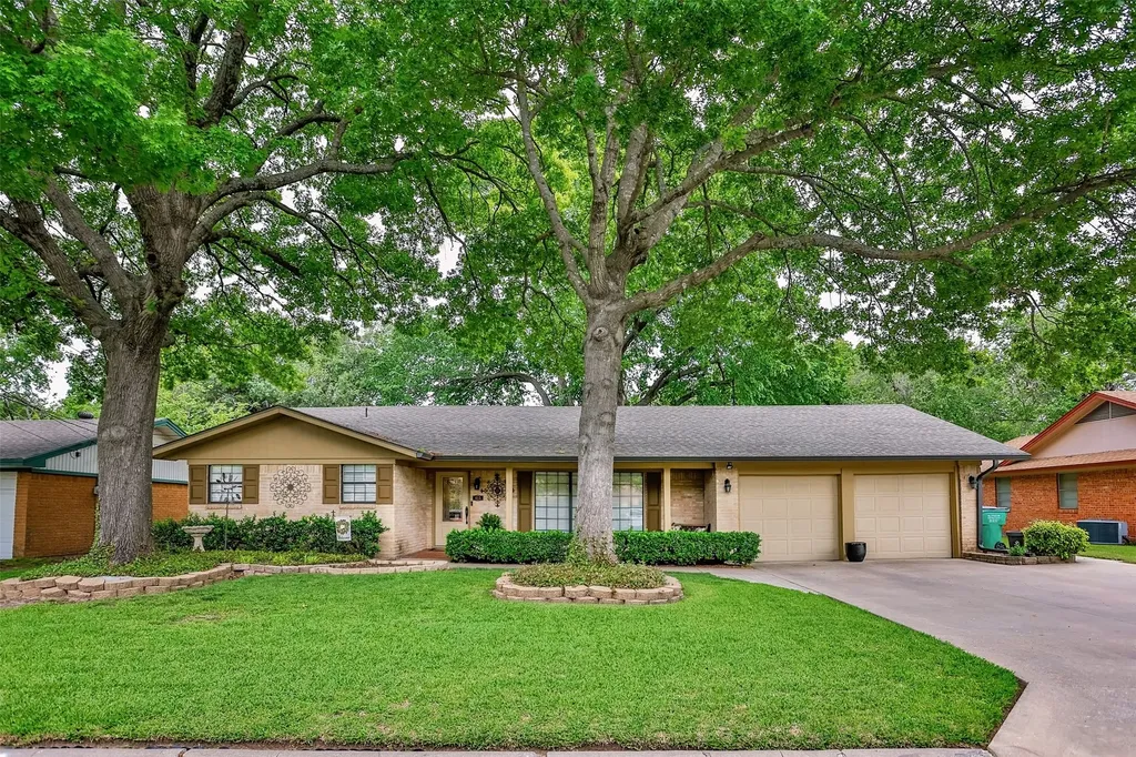 415 Rosedale Drive Gainesville TX 76240