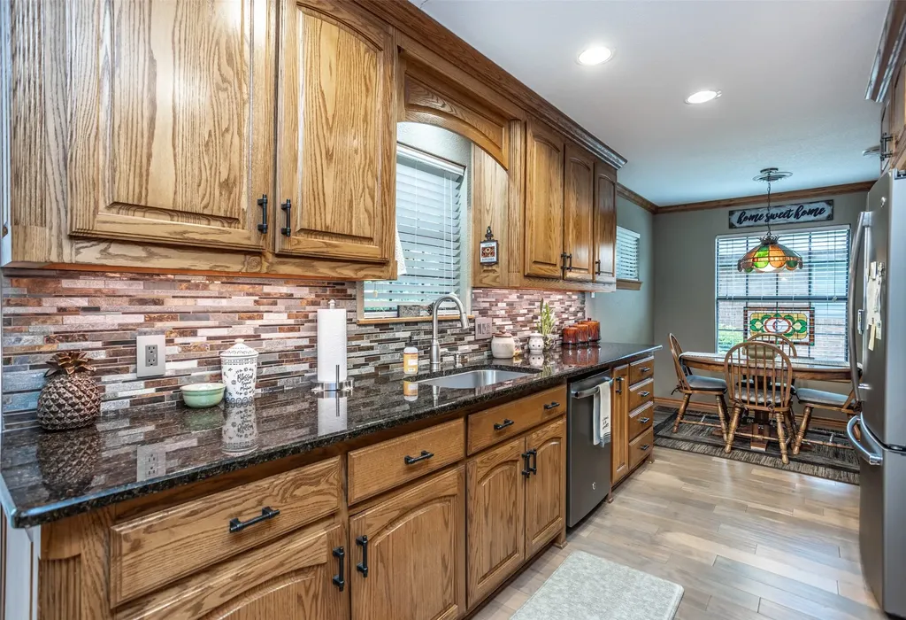 415 Rosedale Drive Gainesville TX 76240