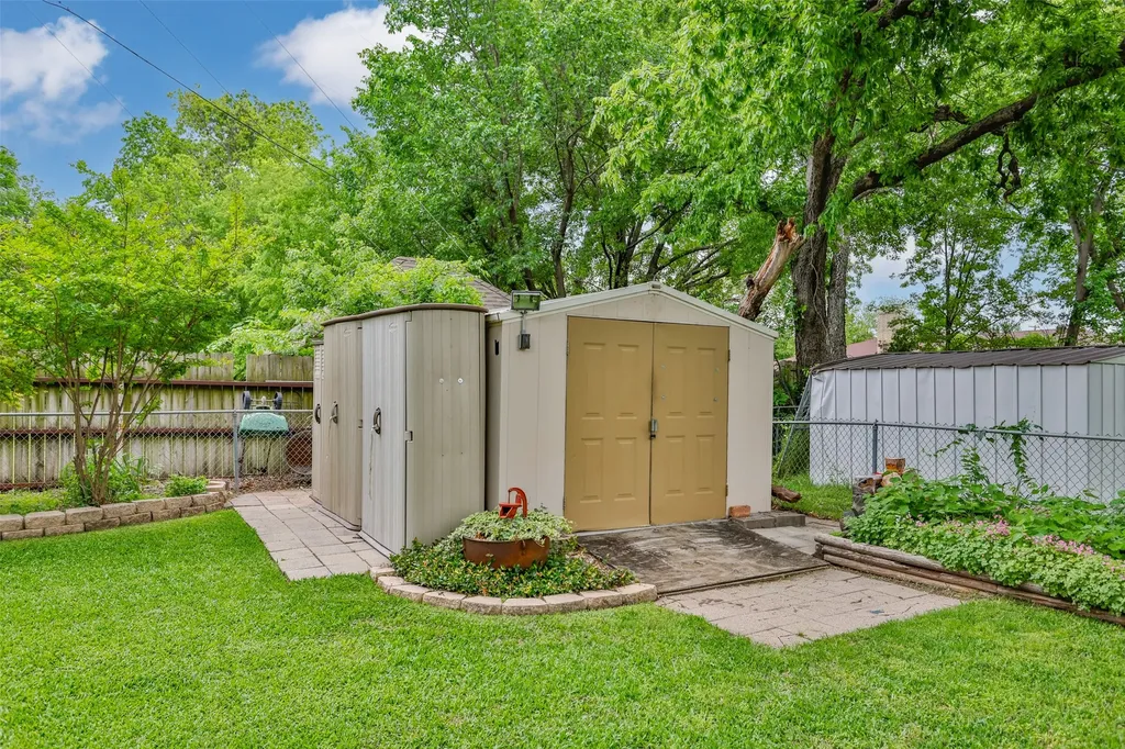 415 Rosedale Drive Gainesville TX 76240