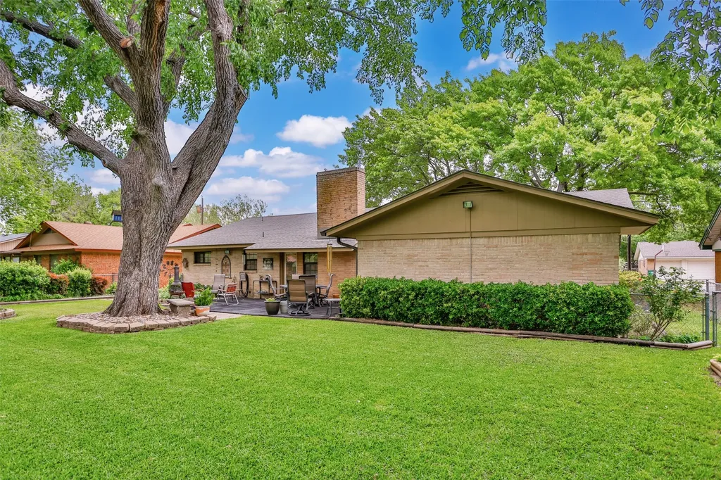 415 Rosedale Drive Gainesville TX 76240