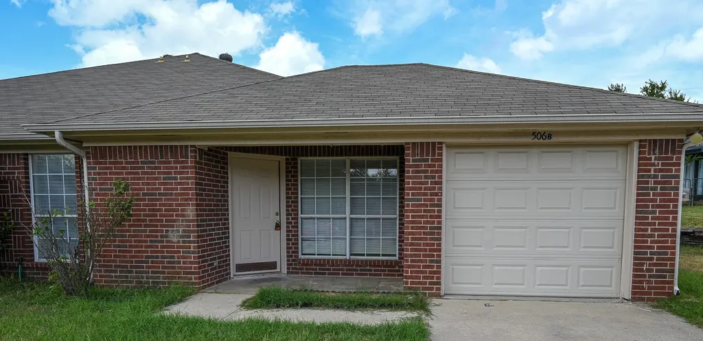 506 Valleyridge Court Decatur TX 76234