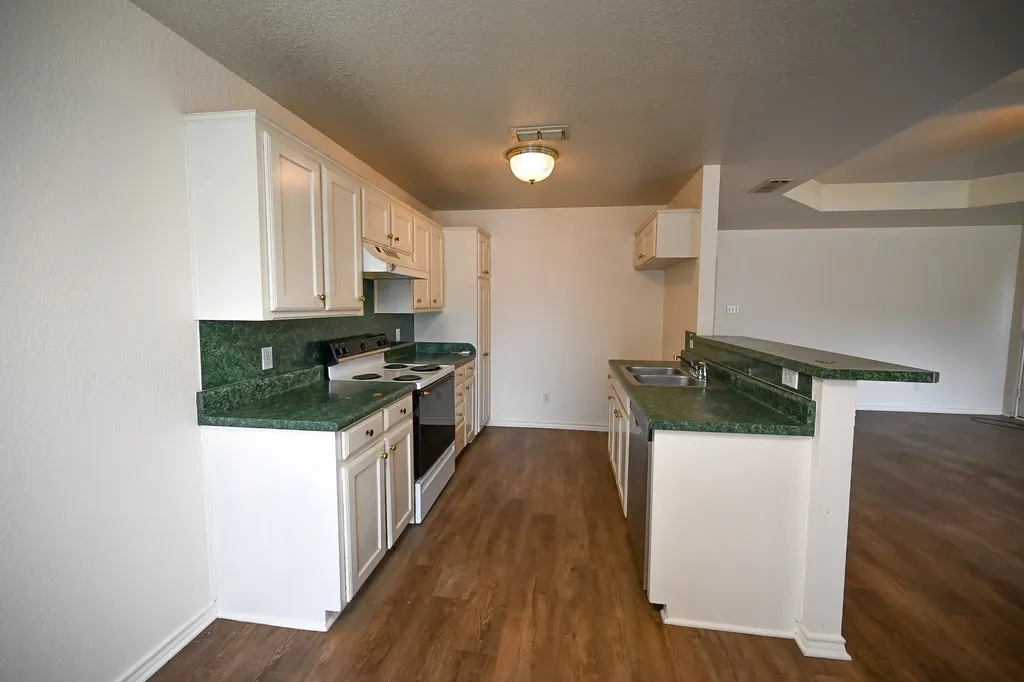 506 Valleyridge Court Decatur TX 76234
