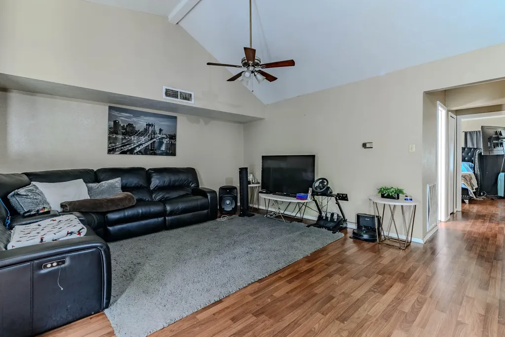 434 Pogue Street Cedar Hill TX 75104
