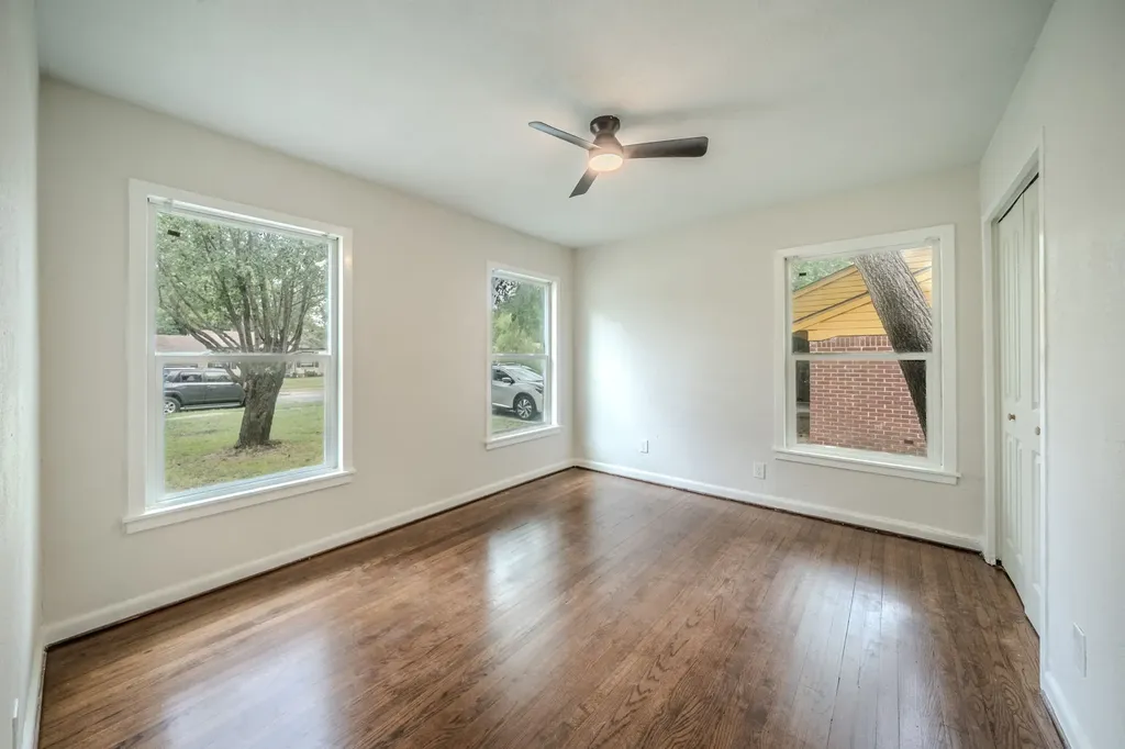 10513 Aledo Drive Dallas TX 75228