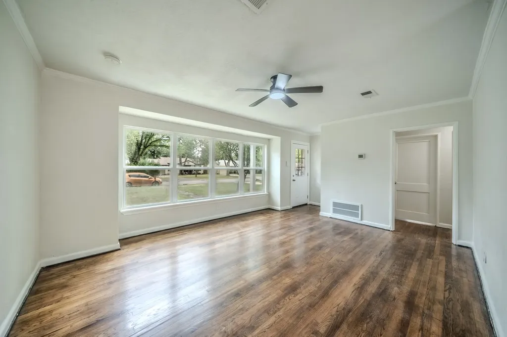 10513 Aledo Drive Dallas TX 75228