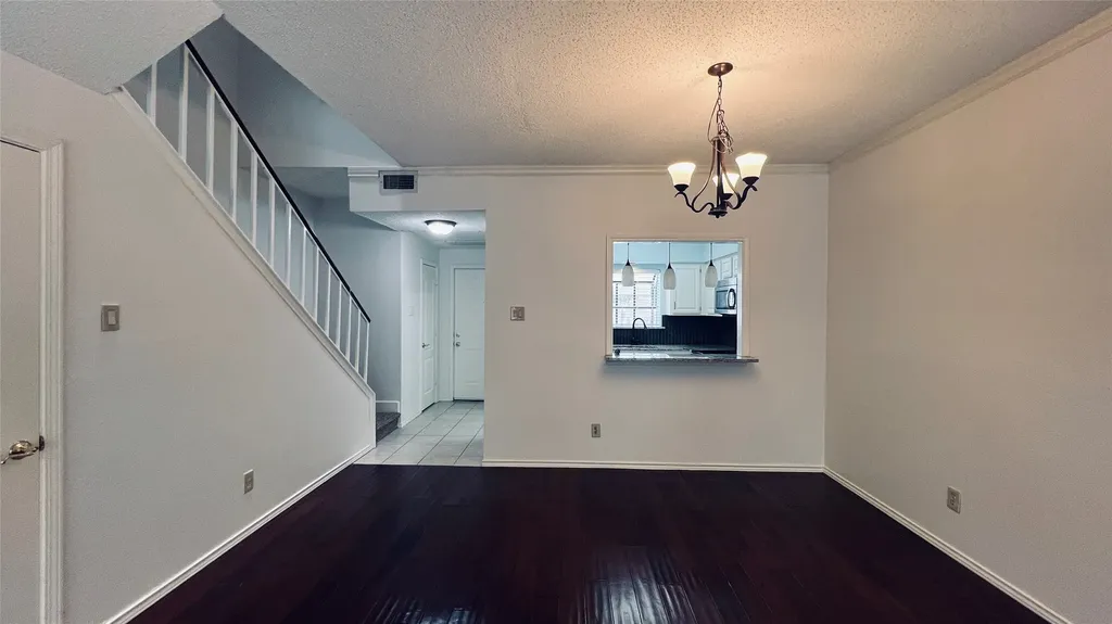 5859 Frankford Road Dallas TX 75252