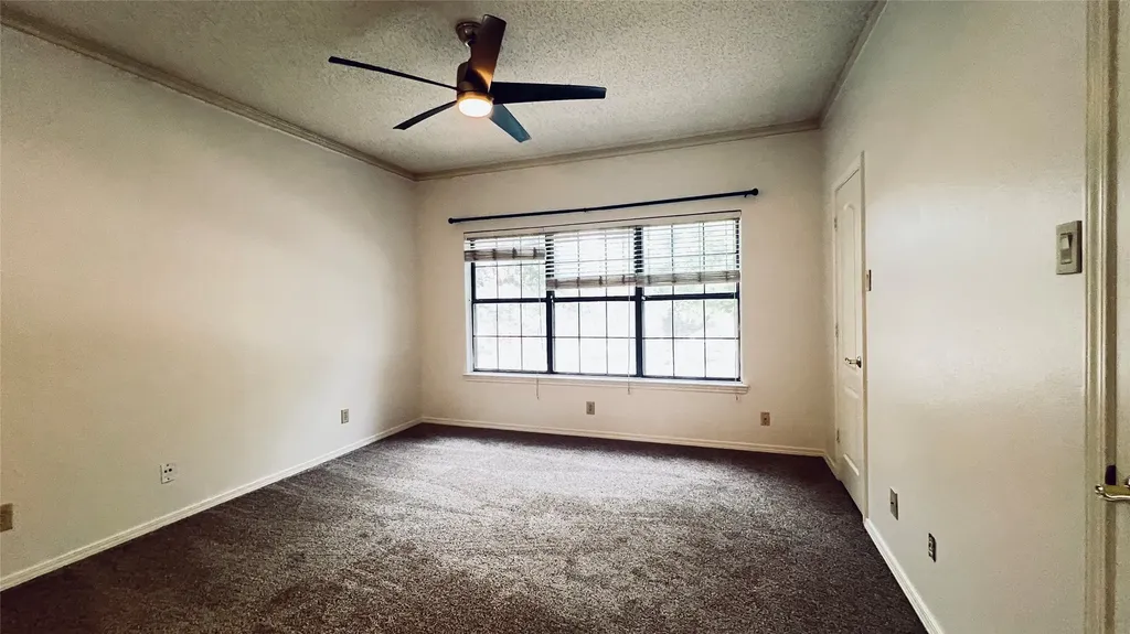 5859 Frankford Road Dallas TX 75252