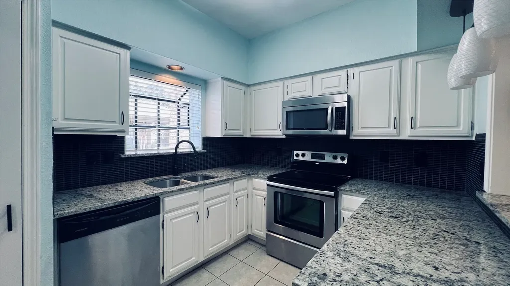 5859 Frankford Road Dallas TX 75252