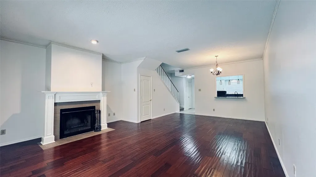 5859 Frankford Road Dallas TX 75252
