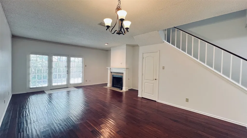 5859 Frankford Road Dallas TX 75252