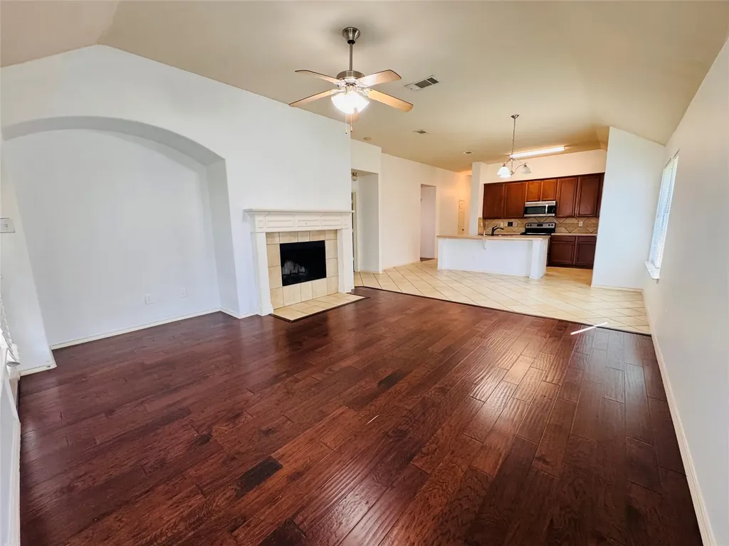 7717 Decoy Drive Arlington TX 76002