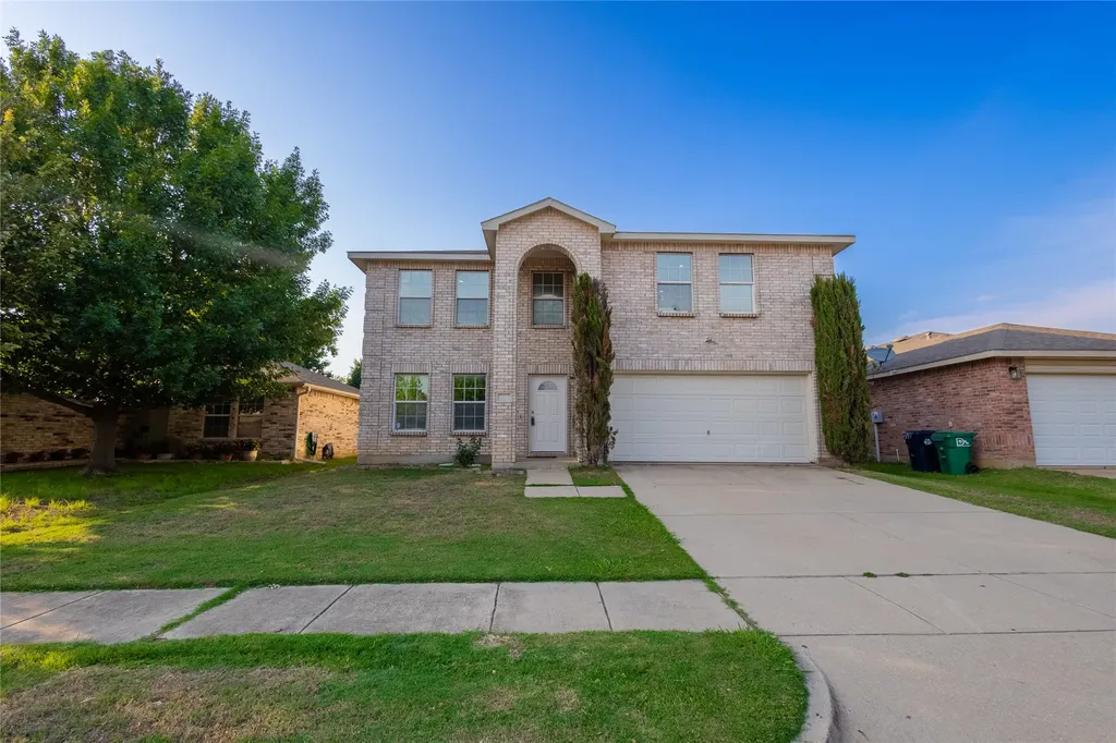 5718 Green Ivy Road Denton TX 76210