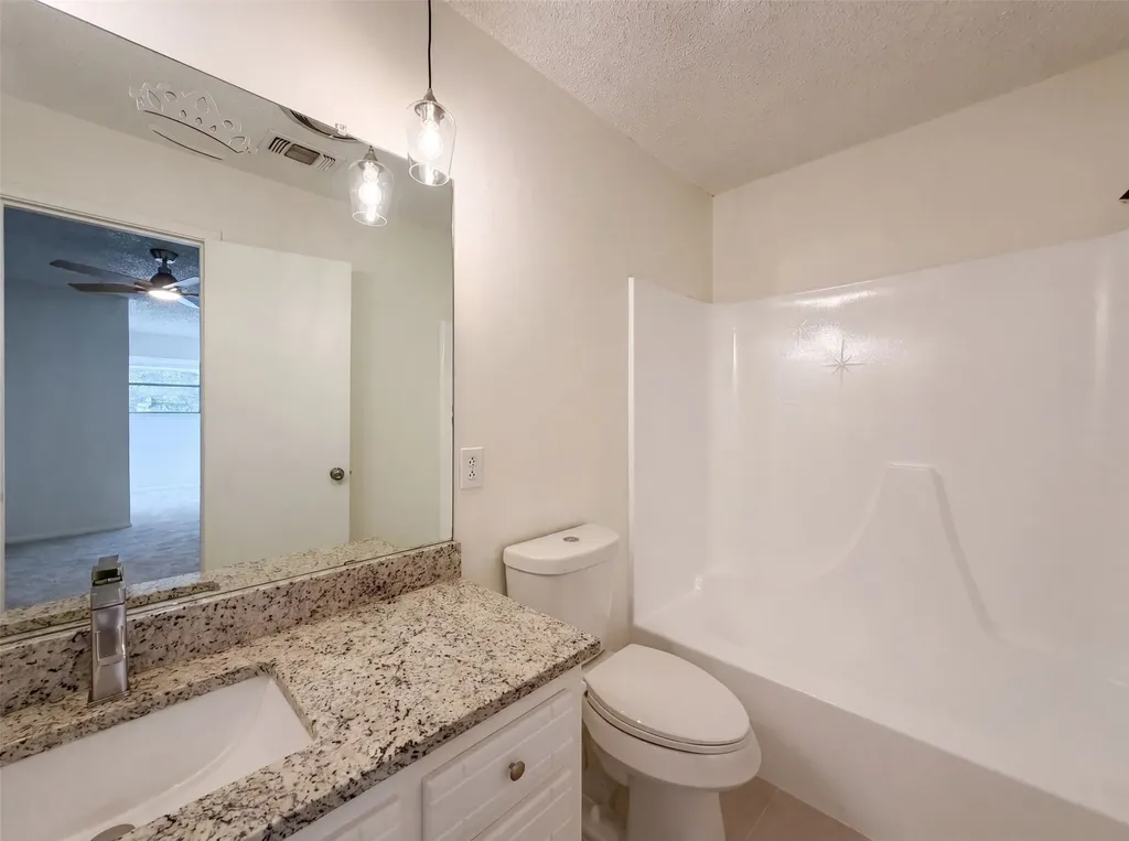 4612 Kenway Court Fort Worth TX 76132