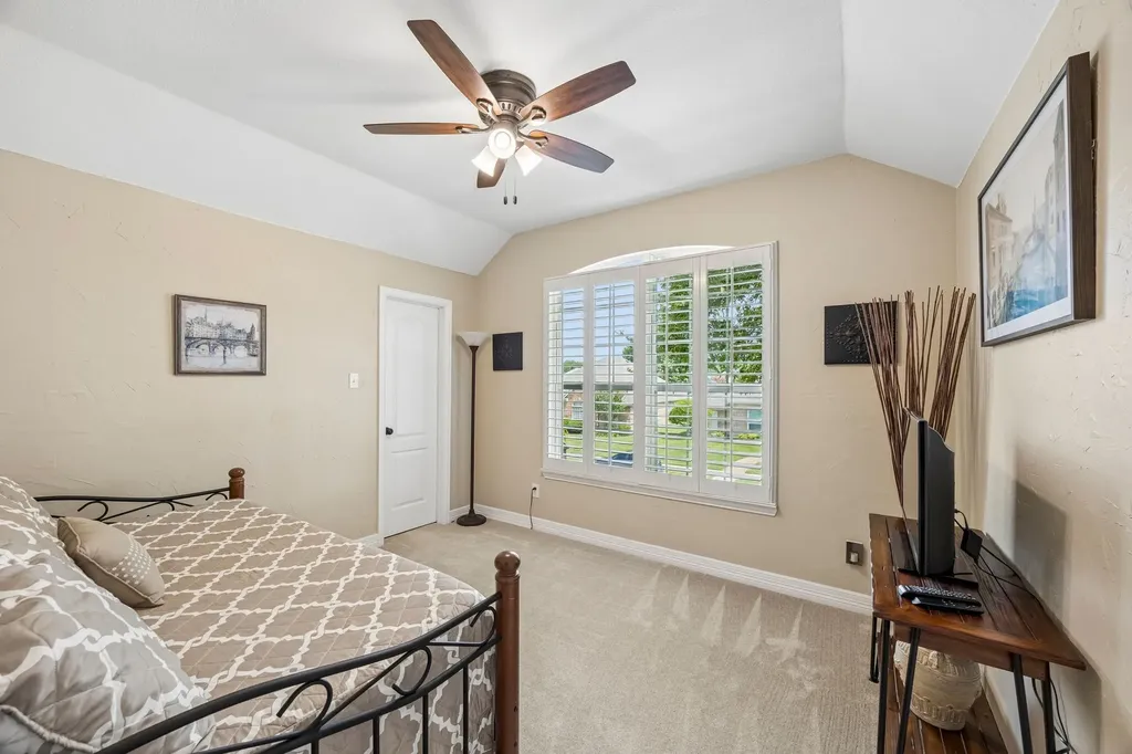 1214 Donegal Lane Garland TX 75044