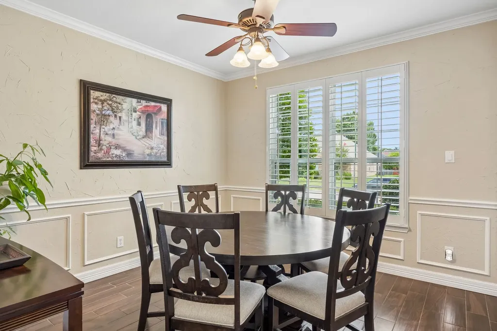 1214 Donegal Lane Garland TX 75044
