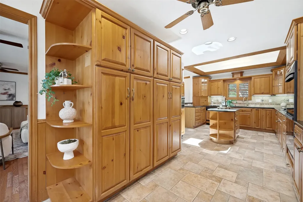 337 Ridgebriar Drive Richardson TX 75080