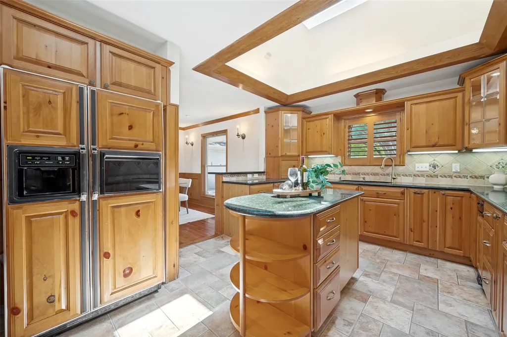 337 Ridgebriar Drive Richardson TX 75080