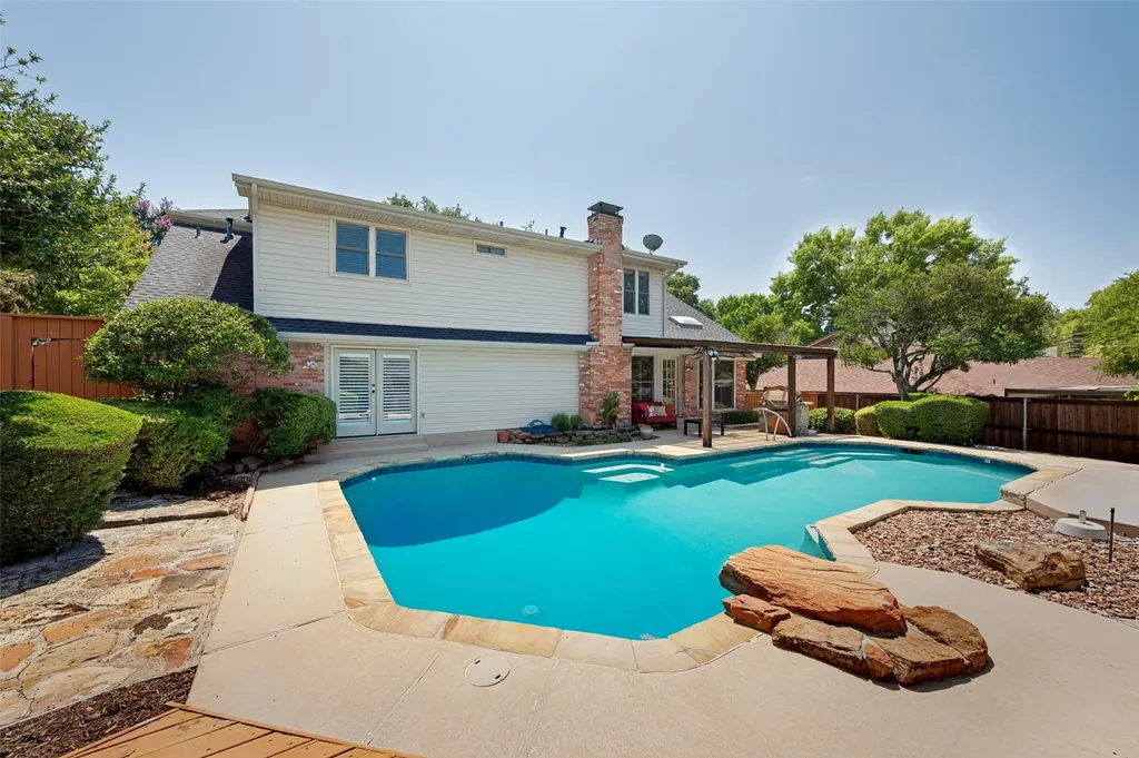 337 Ridgebriar Drive Richardson TX 75080
