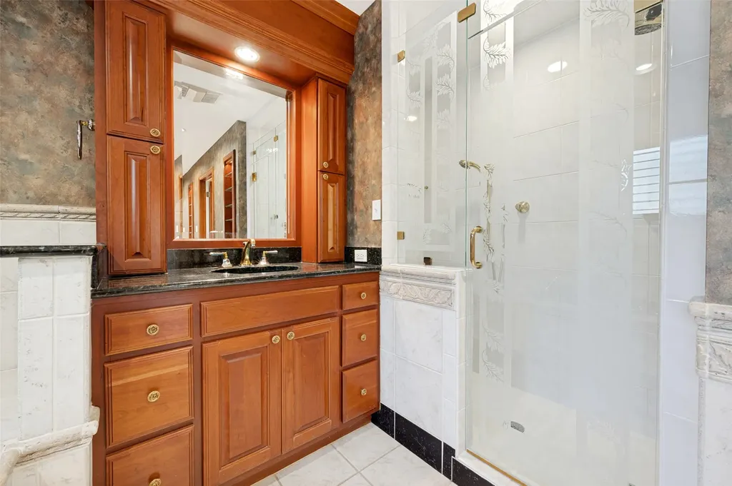 337 Ridgebriar Drive Richardson TX 75080