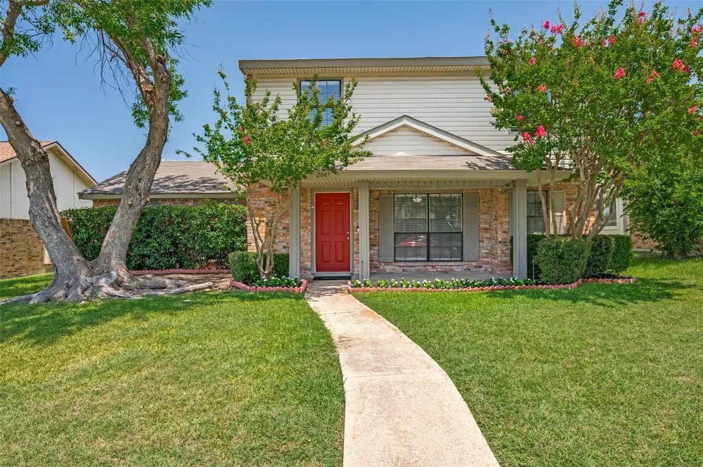 2047 Cologne Drive Carrollton TX 75007