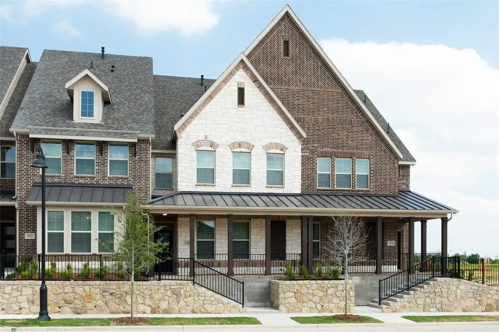 2108 Naples Drive Rowlett TX 75088