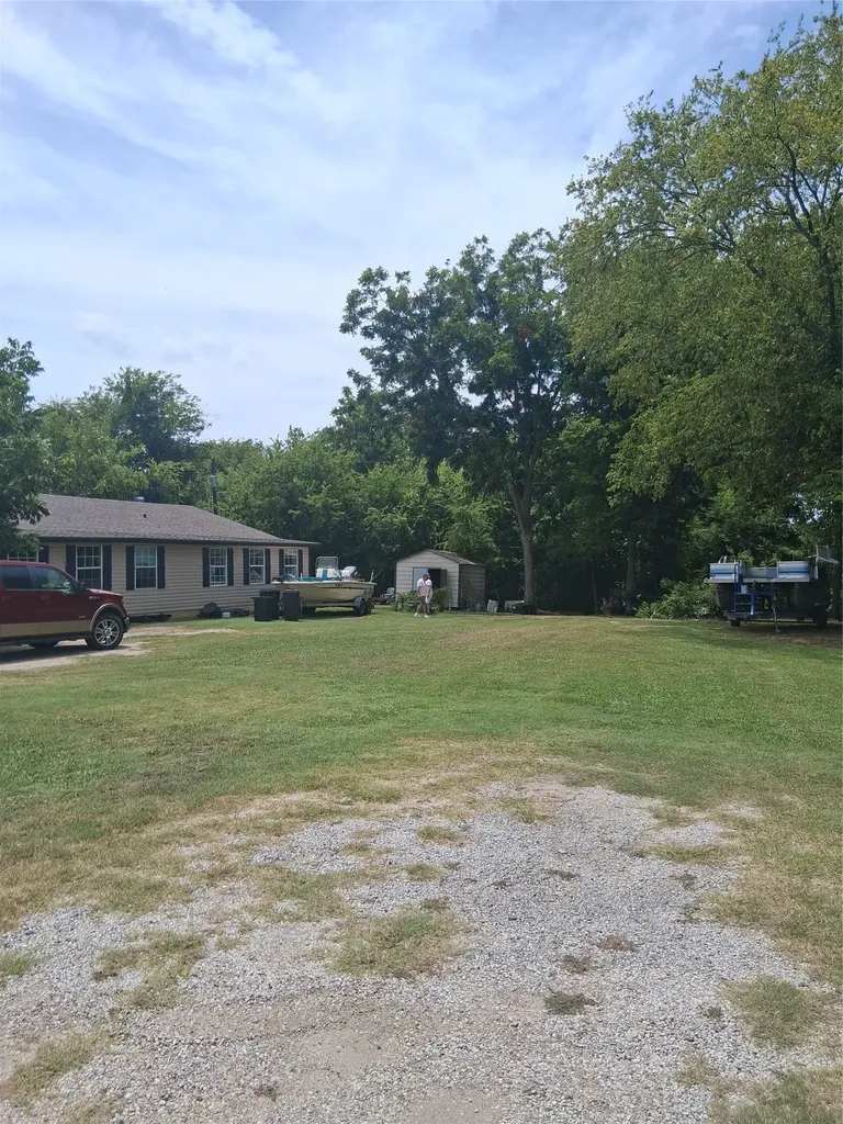 547 Fm 513 Lone Oak TX 75453