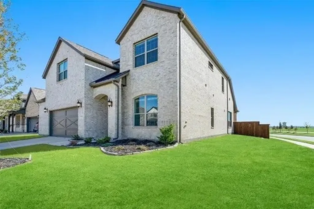 5500 Breezy Drive Celina TX 75009