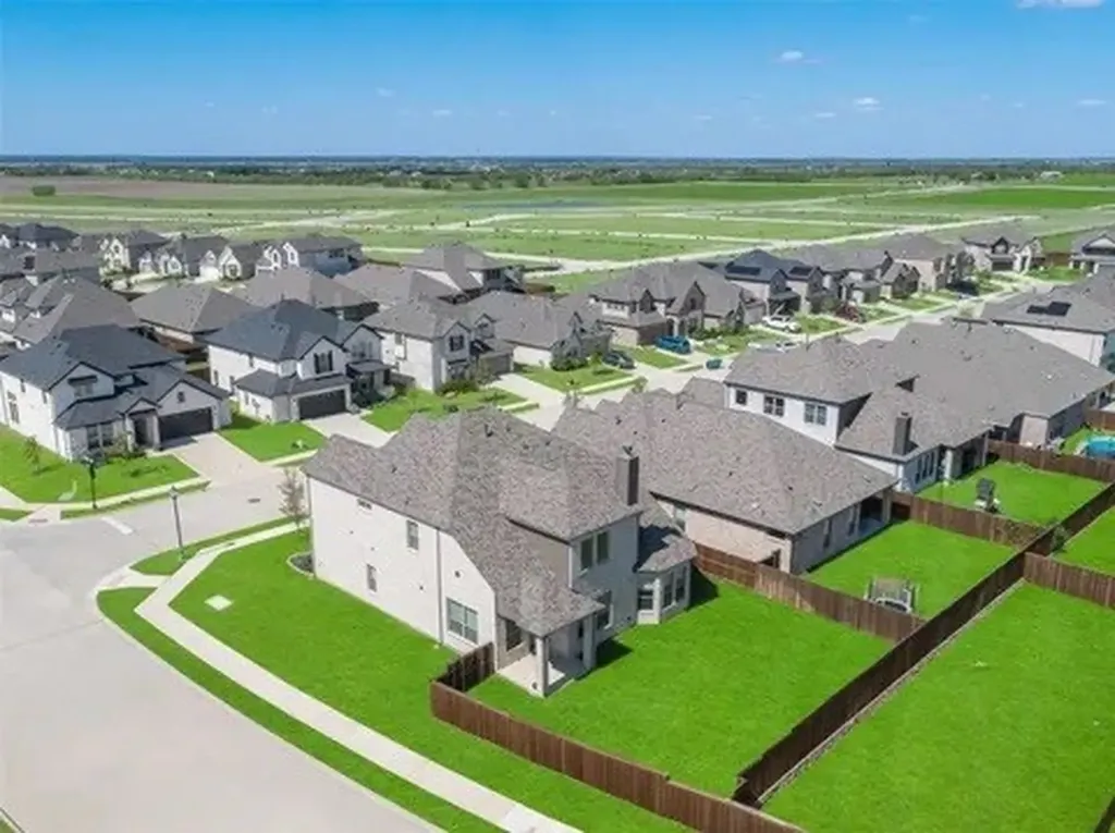 5500 Breezy Drive Celina TX 75009